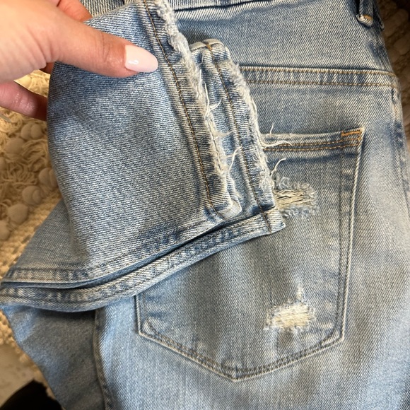 New🍁Gorgeous light wash denim - Picture 10 of 10